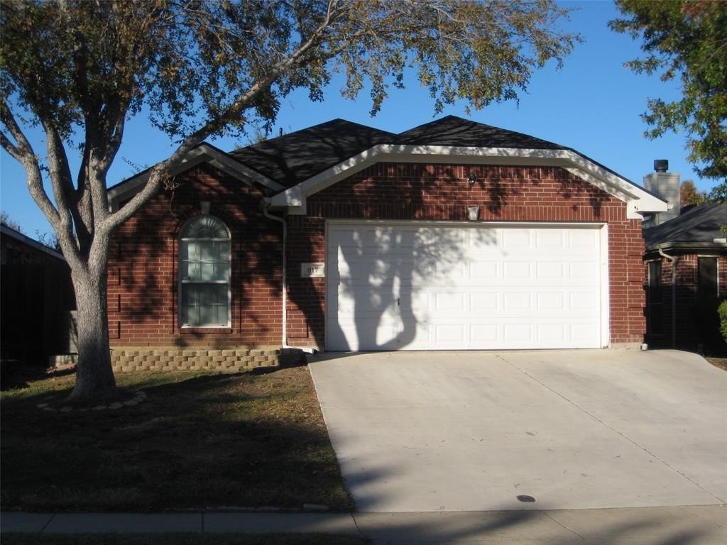 Single Family 3BR 2BA - 917 Cruise Street, Denton, TX