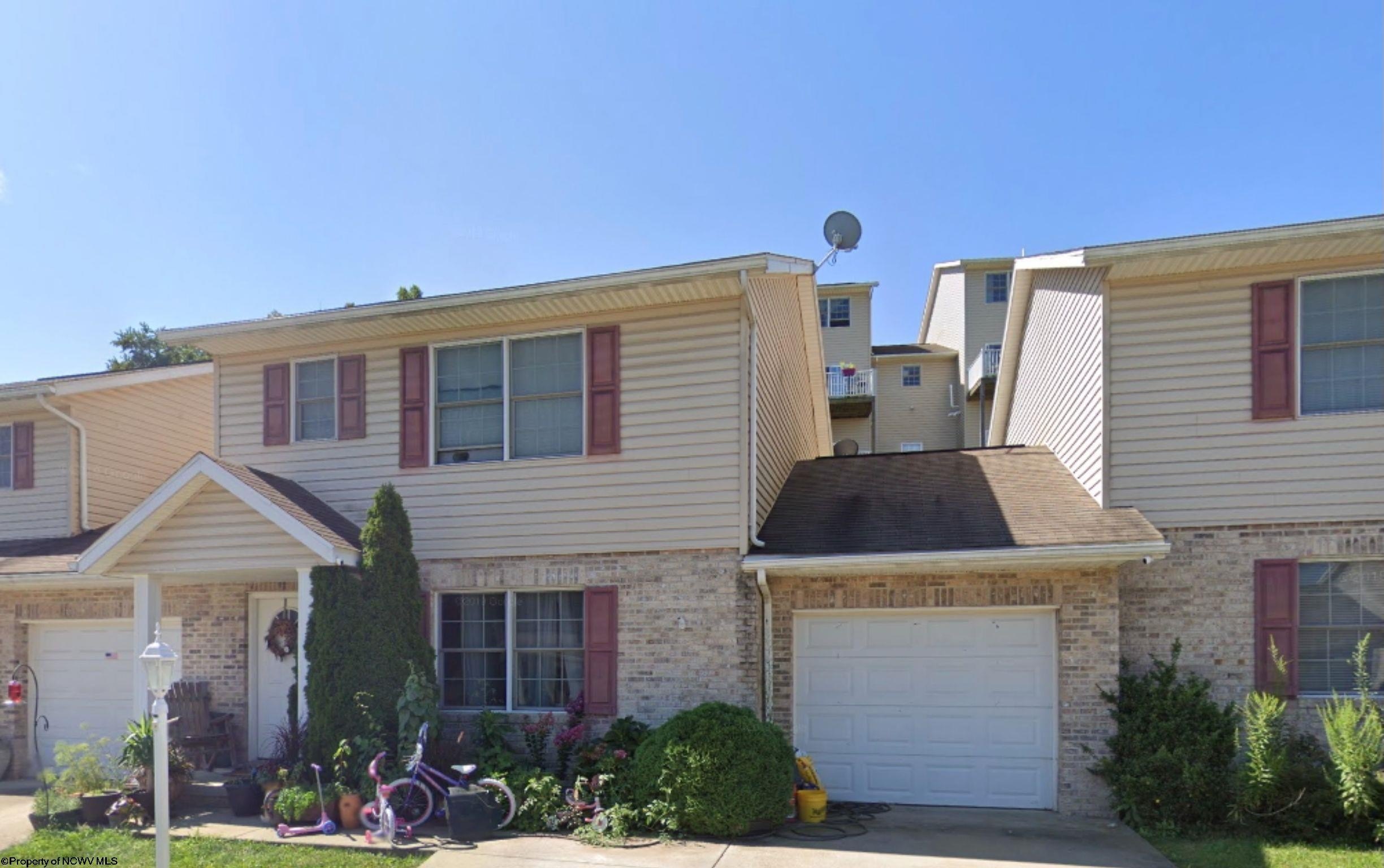 Single Family 3BR 3BA - 266 Donna Avenue, Morgantown, WV