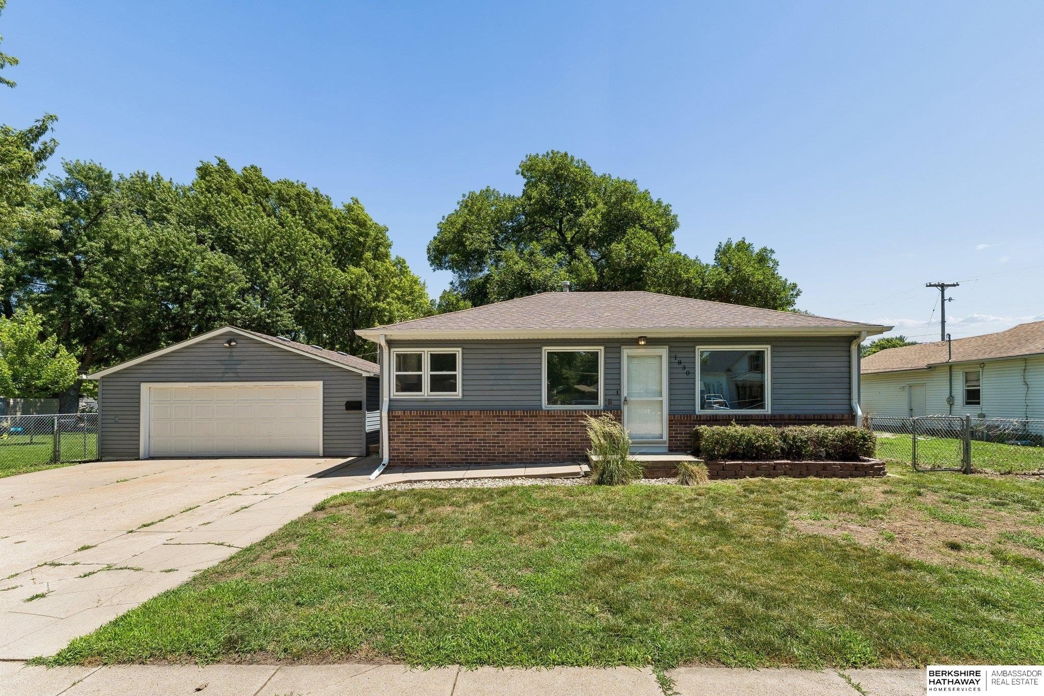 Single Family 2BR 1BA - 1830 N Irving Street, Fremont, NE