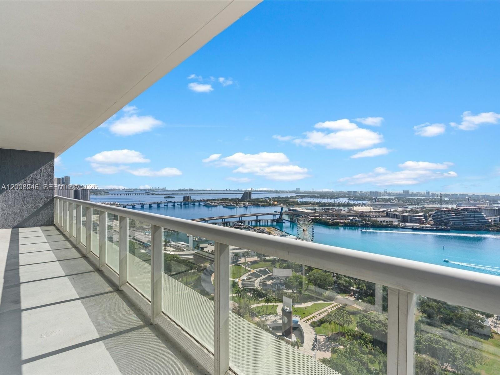 Condo 2BR 2BA - 50 Biscayne Blvd, Miami, FL