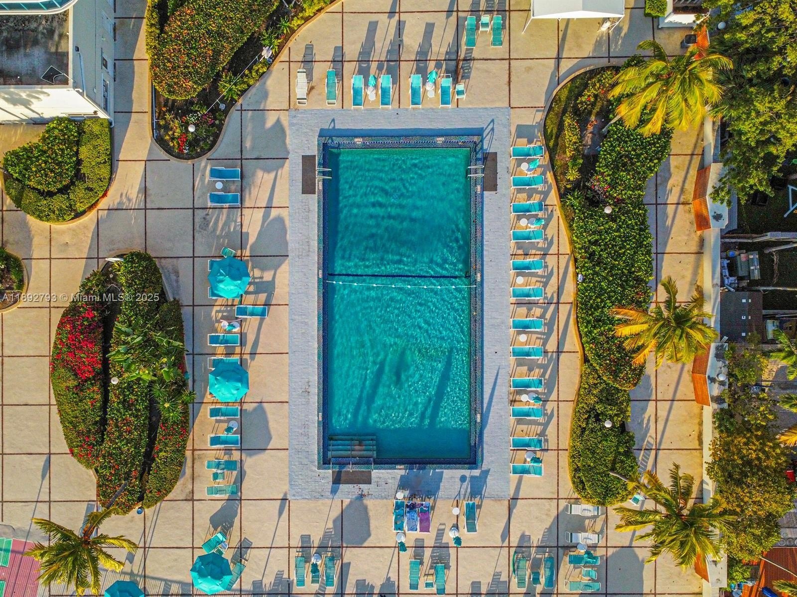 Condo 2BR 2BA - 3800 S Ocean Dr, Hollywood, FL