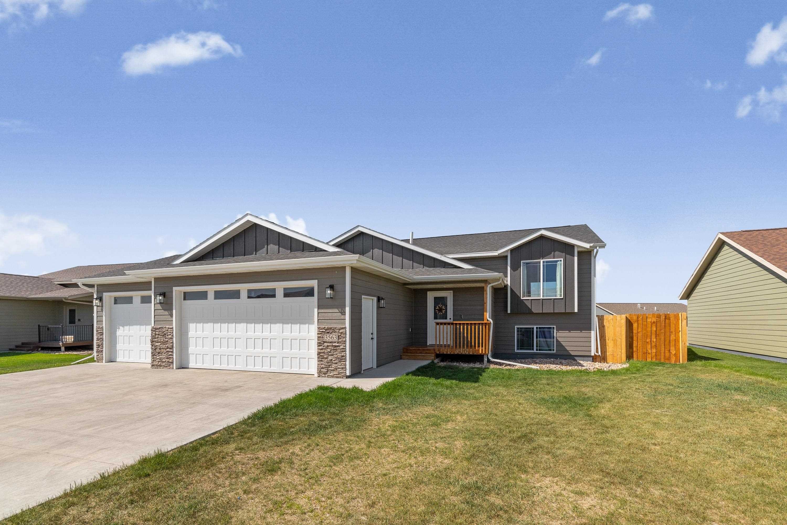 Single Family 4BR 3BA - 3563 Remington Road, Rapid City, SD