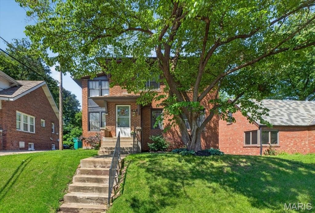 Single Family 4BR 2BA - 17 Greendale Drive, St Louis, MO