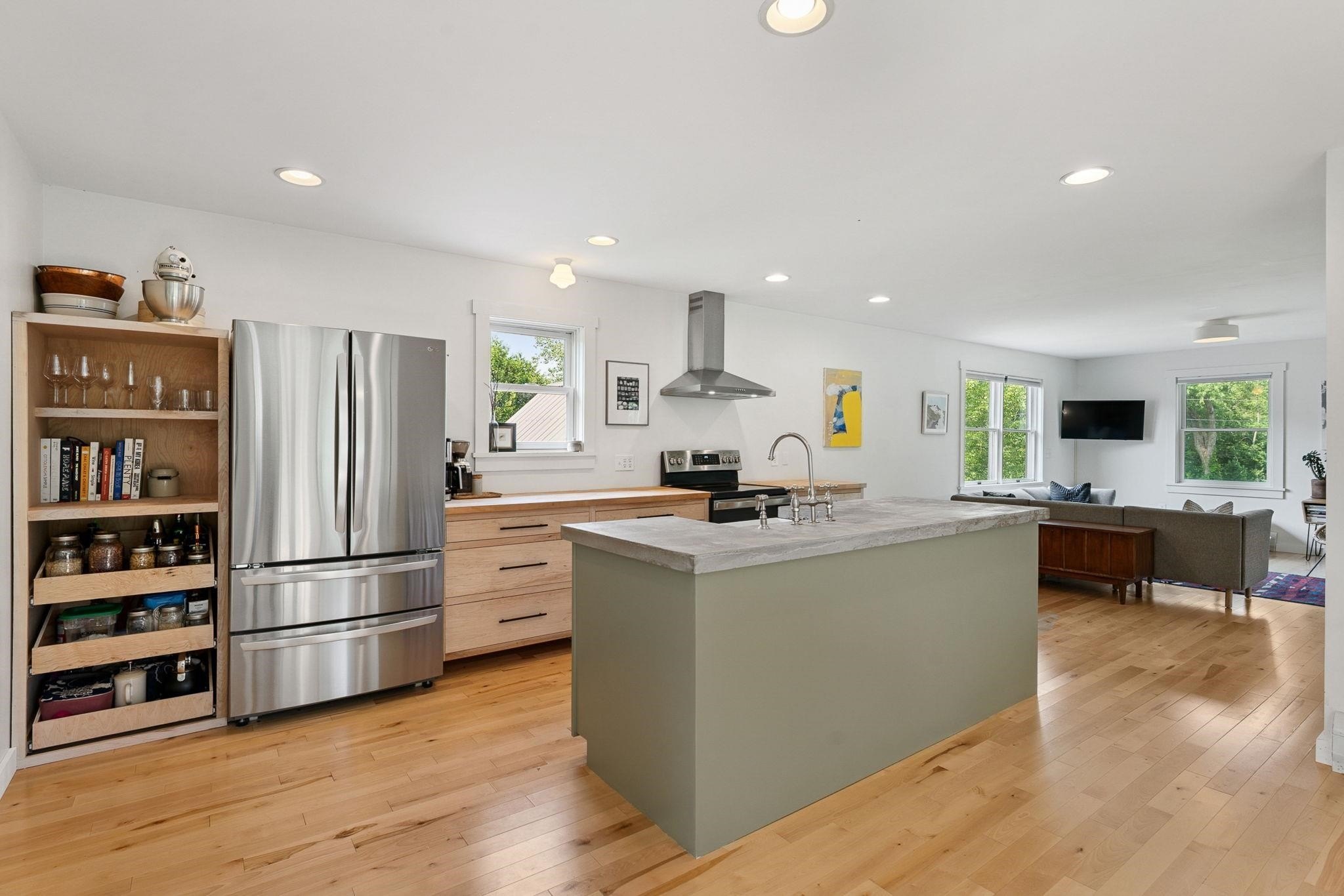 Single Family 2BR 2BA - 1152 Hopkins Hill Road, Hardwick, VT