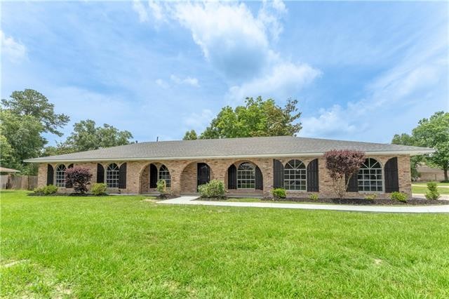 125 VACCARO Rd  