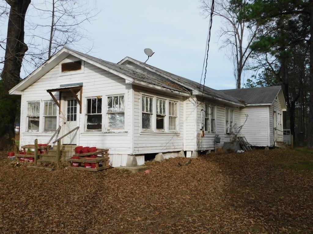 Single Family 4BR 1BA - 25707 HIGHWAY 371, Sarepta, LA