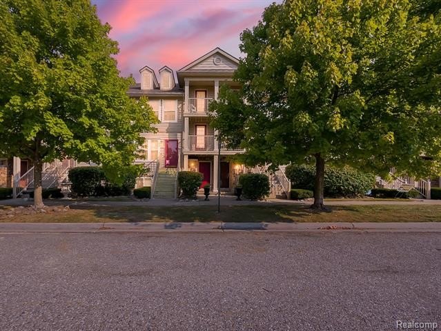 Single Family 2BR 2BA - 642 LYDIA Lane, Pontiac, MI