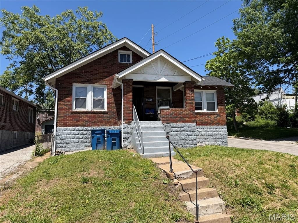 Single Family 3BR 1BA - 4325 Rosewood Avenue, Pine Lawn, MO