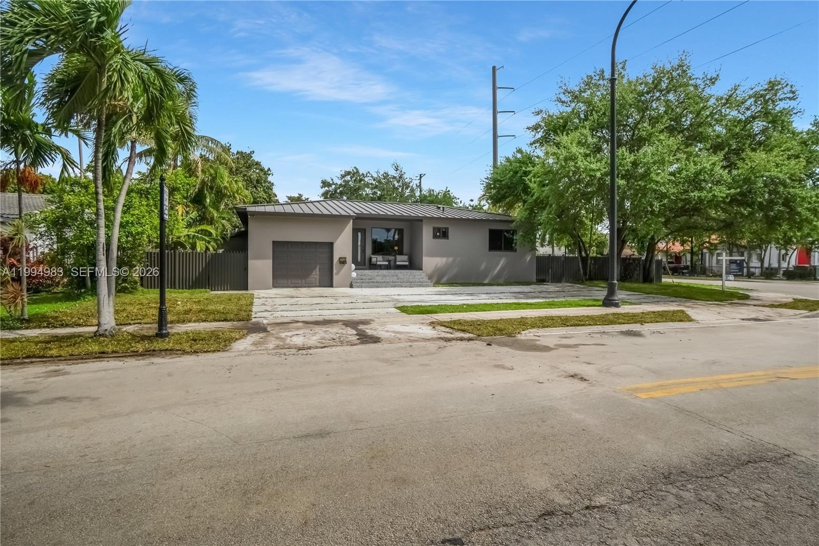 Single Family 4BR 3BA - 6207 SW 10th St, West Miami, FL