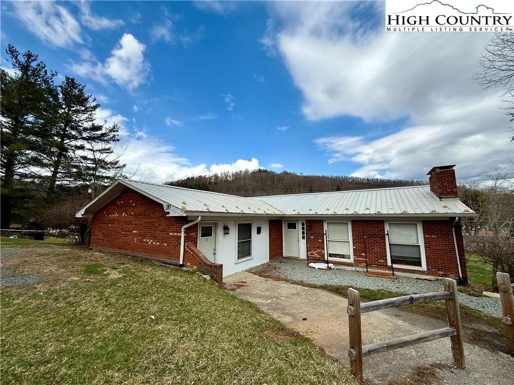 Single Family - 210 Howards Creek Road, Boone, NC