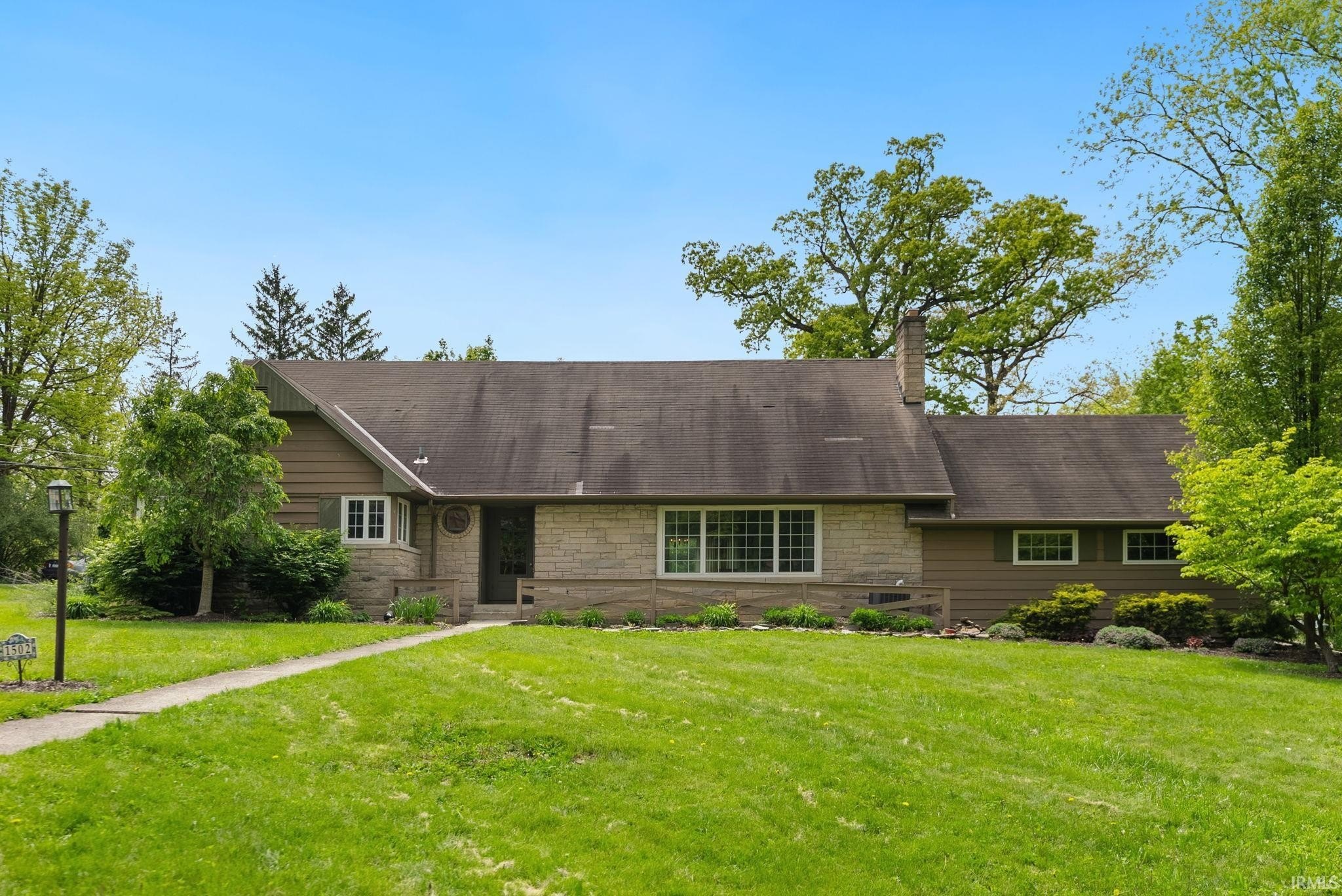 Single Family 4BR 3BA - 1502 Hawthorn Road, Fort Wayne, IN