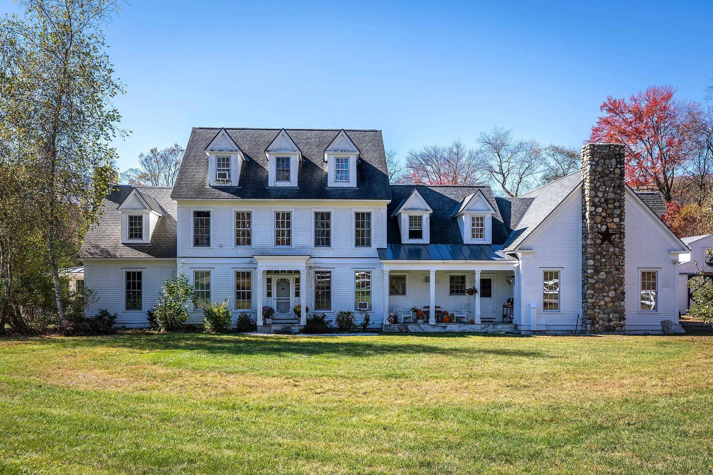 Single Family 4BR 6BA - 3039 Route 30, Dorset, VT