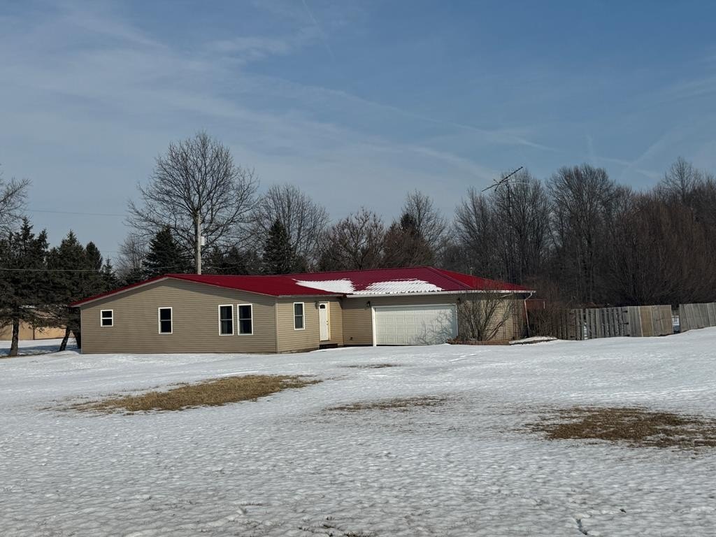 Single Family 4BR 2BA - 9215 State Route 19, Galion, OH