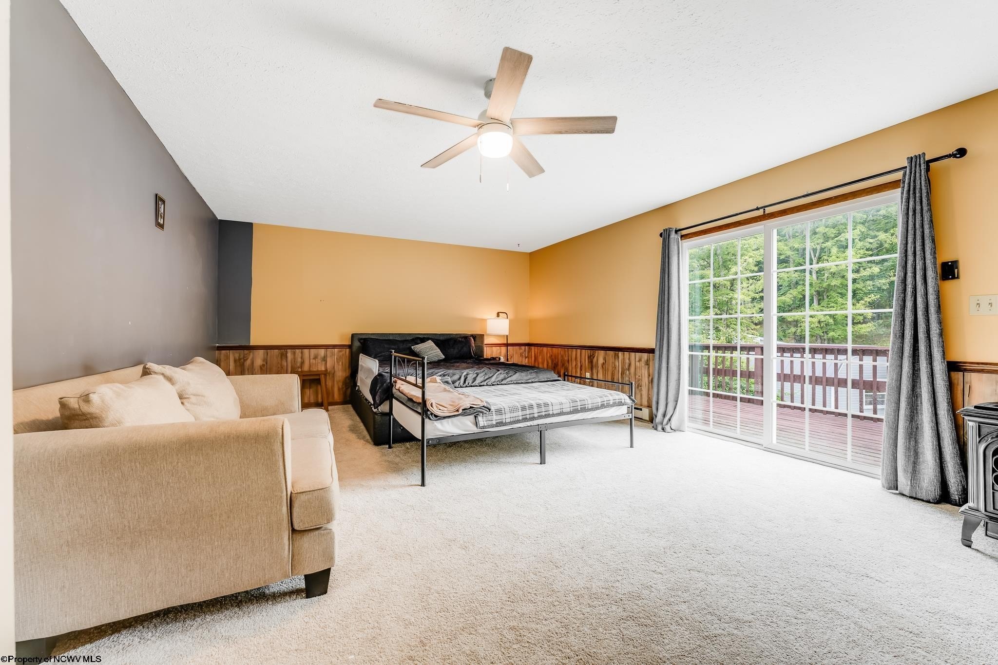 Single Family 5BR 2BA - 398 Rohr Avenue, Buckhannon, WV