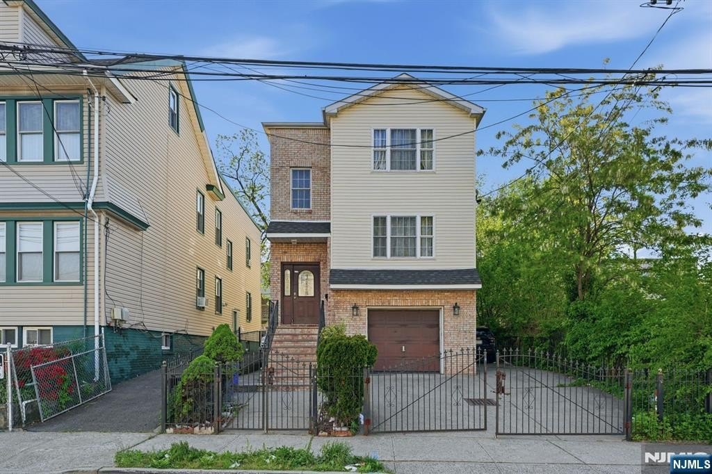 Other 6BR 5BA - 141 Schuyler Avenue, Newark, NJ
