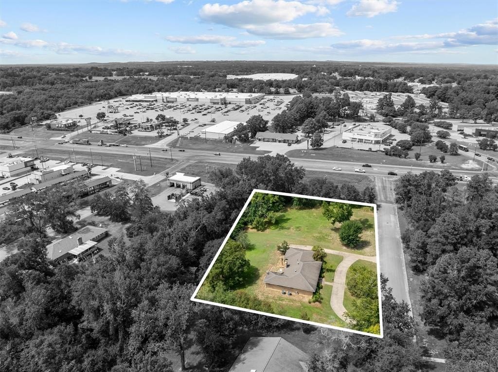 103 Wesley Dr  