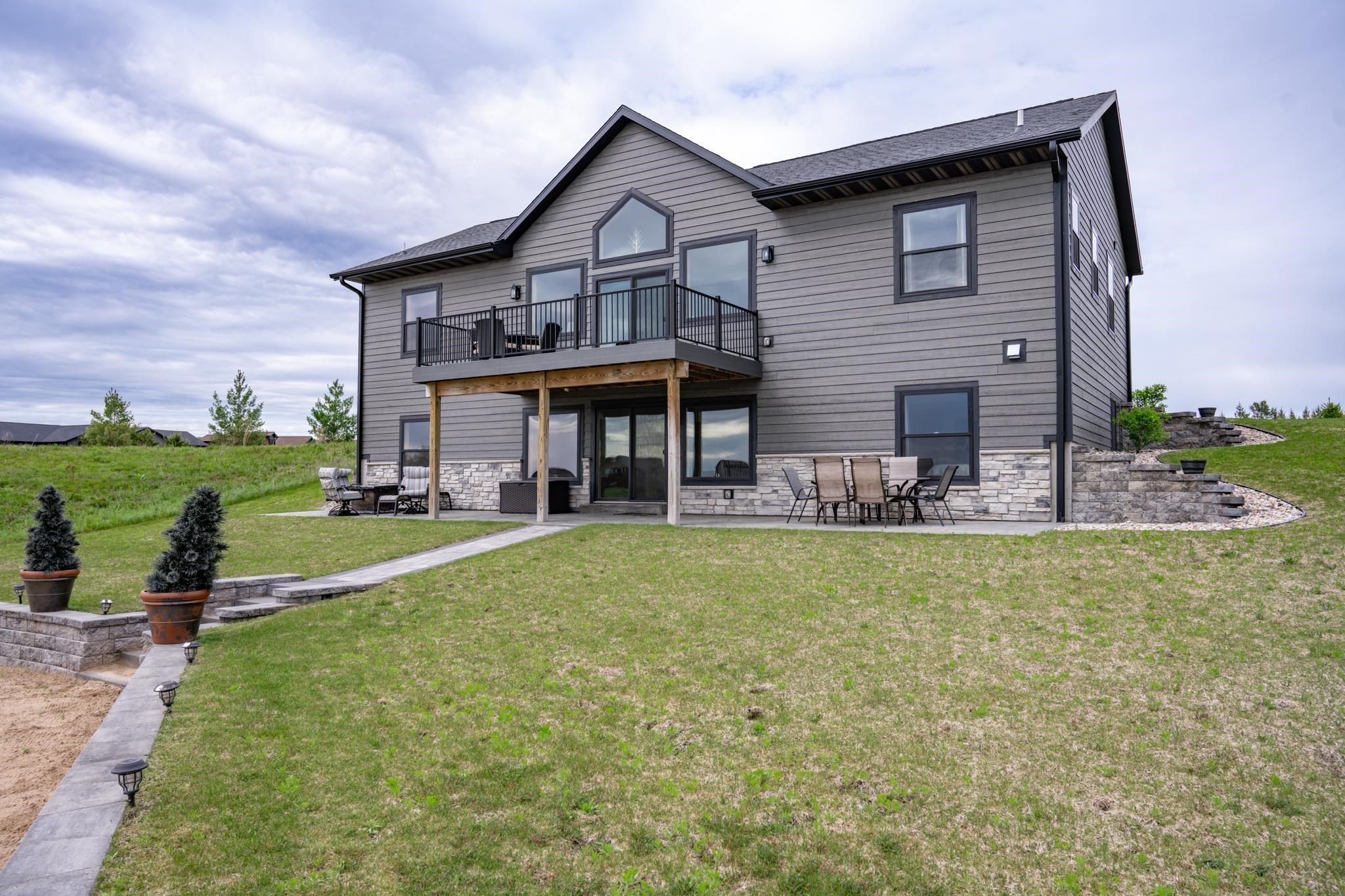 Single Family 5BR 3BA - N8815 Lake Cabin Drive, New Lisbon, WI