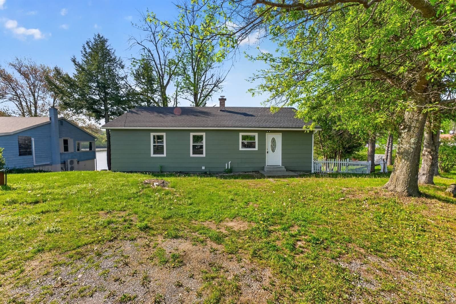 Single Family 3BR 1BA - 2880 state rt 22, Cambridge, NY