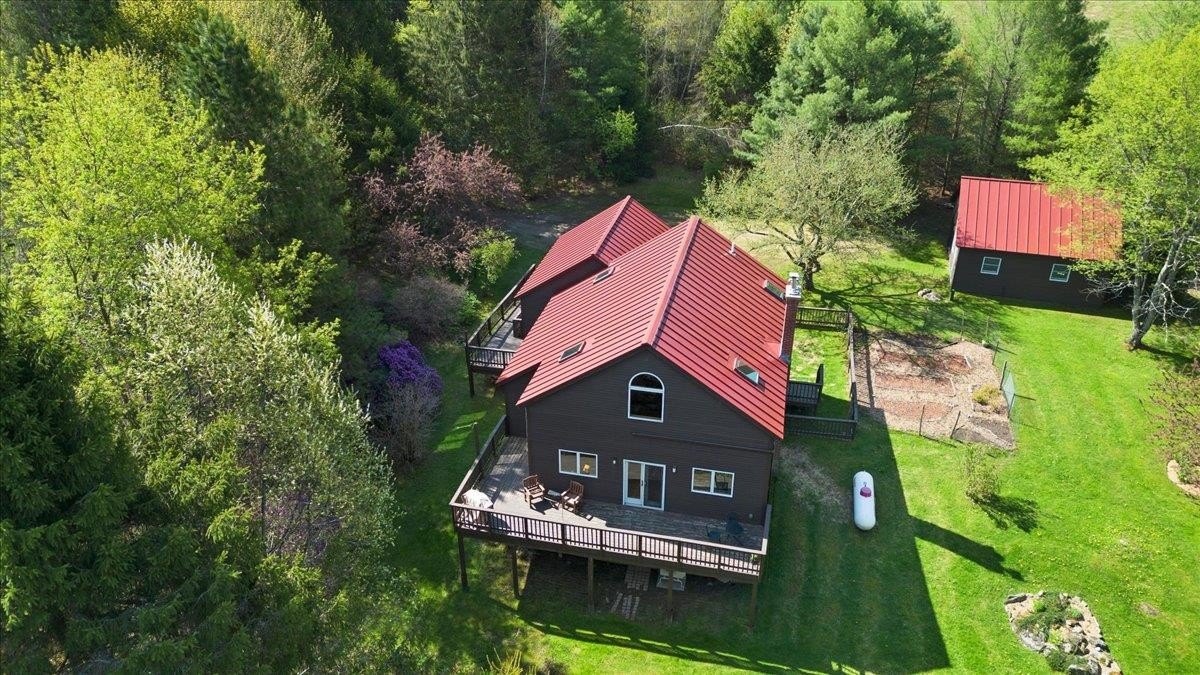 Single Family 3BR 4BA - 710 Rocky Road, Johnson, VT