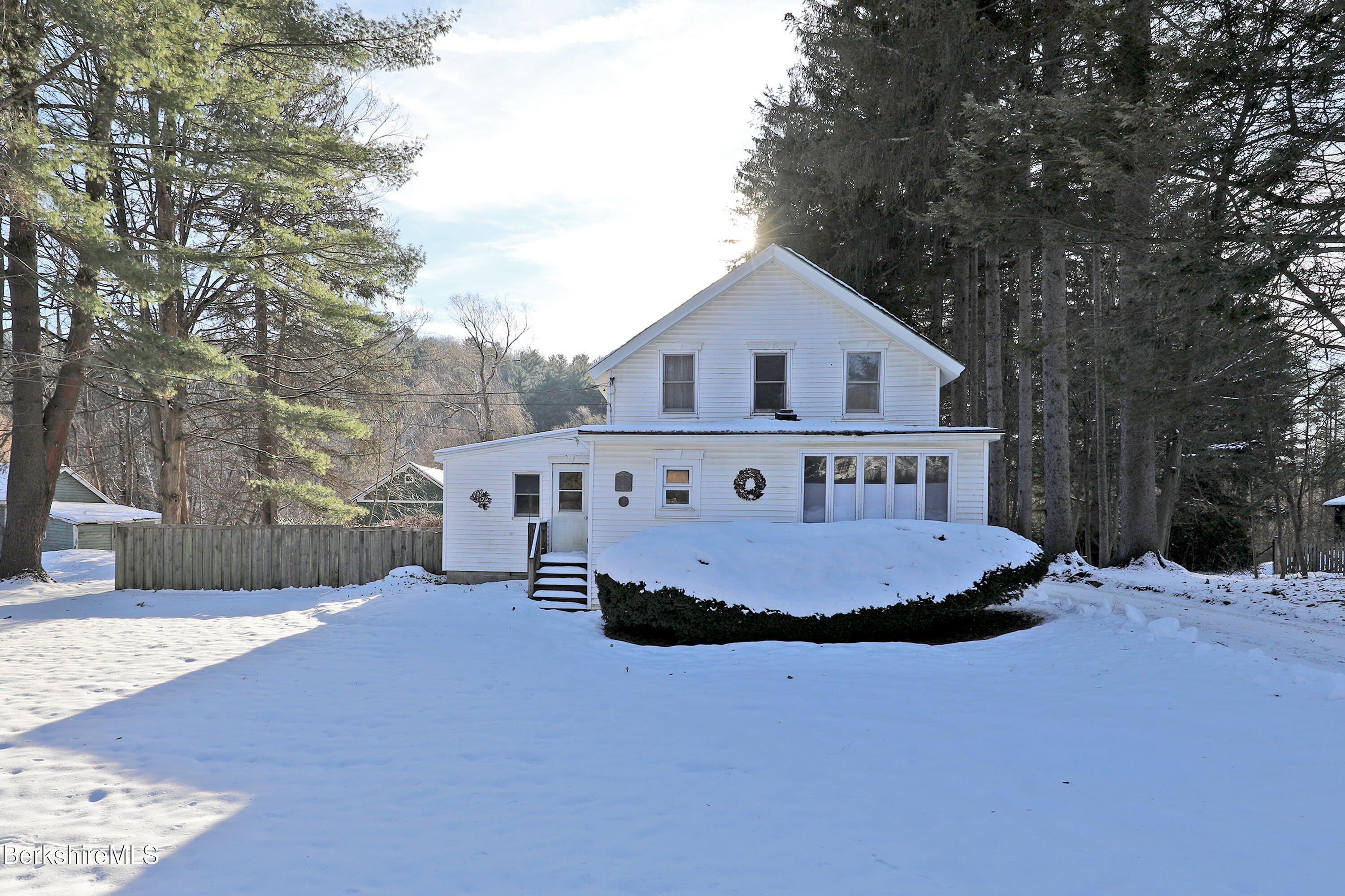 Other 3BR 3BA - 86 E Main St, Stockbridge, MA