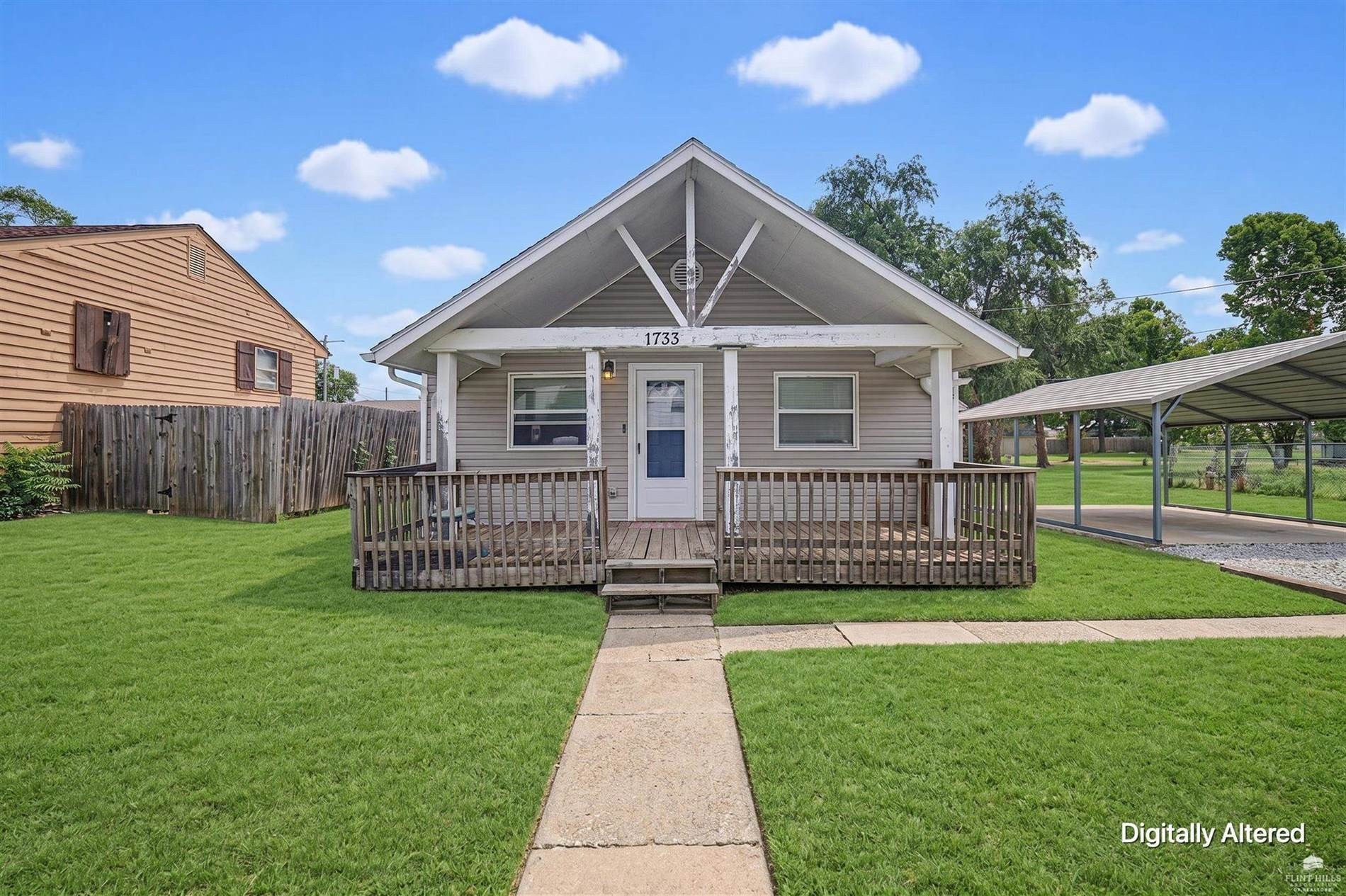 Other 2BR 1BA - 1733 N Adams, Junction City, KS
