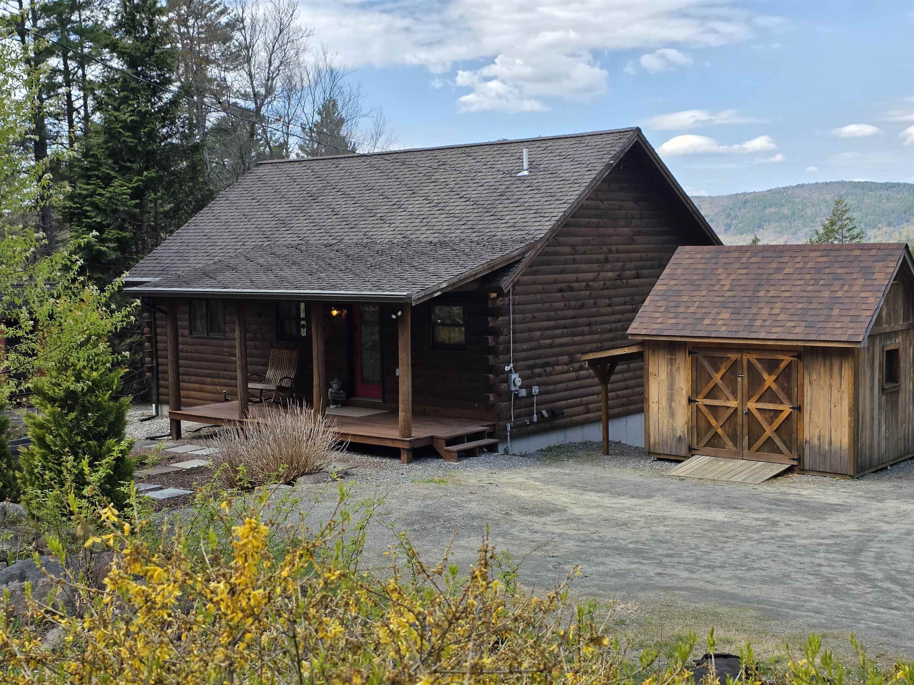 Single Family 2BR 2BA - 214 Pine Acres Road, Townshend, VT