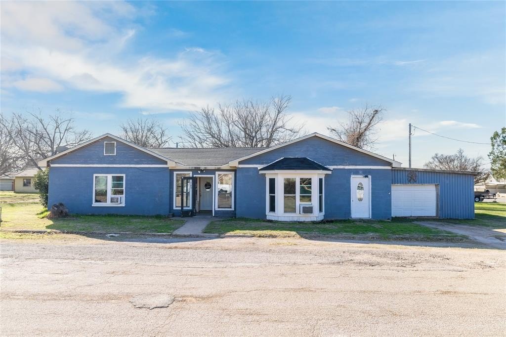 Single Family 2BR 2BA - 505 Willis, Santa Anna, TX