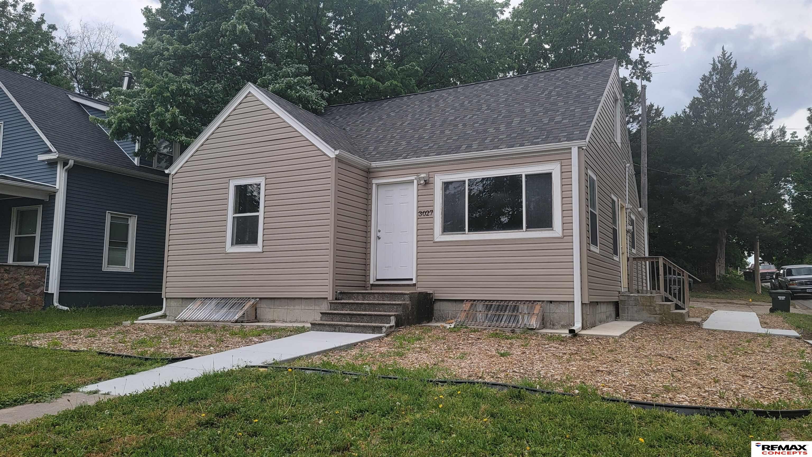 Single Family 3BR 2BA - 3027 S 48th Street, Lincoln, NE