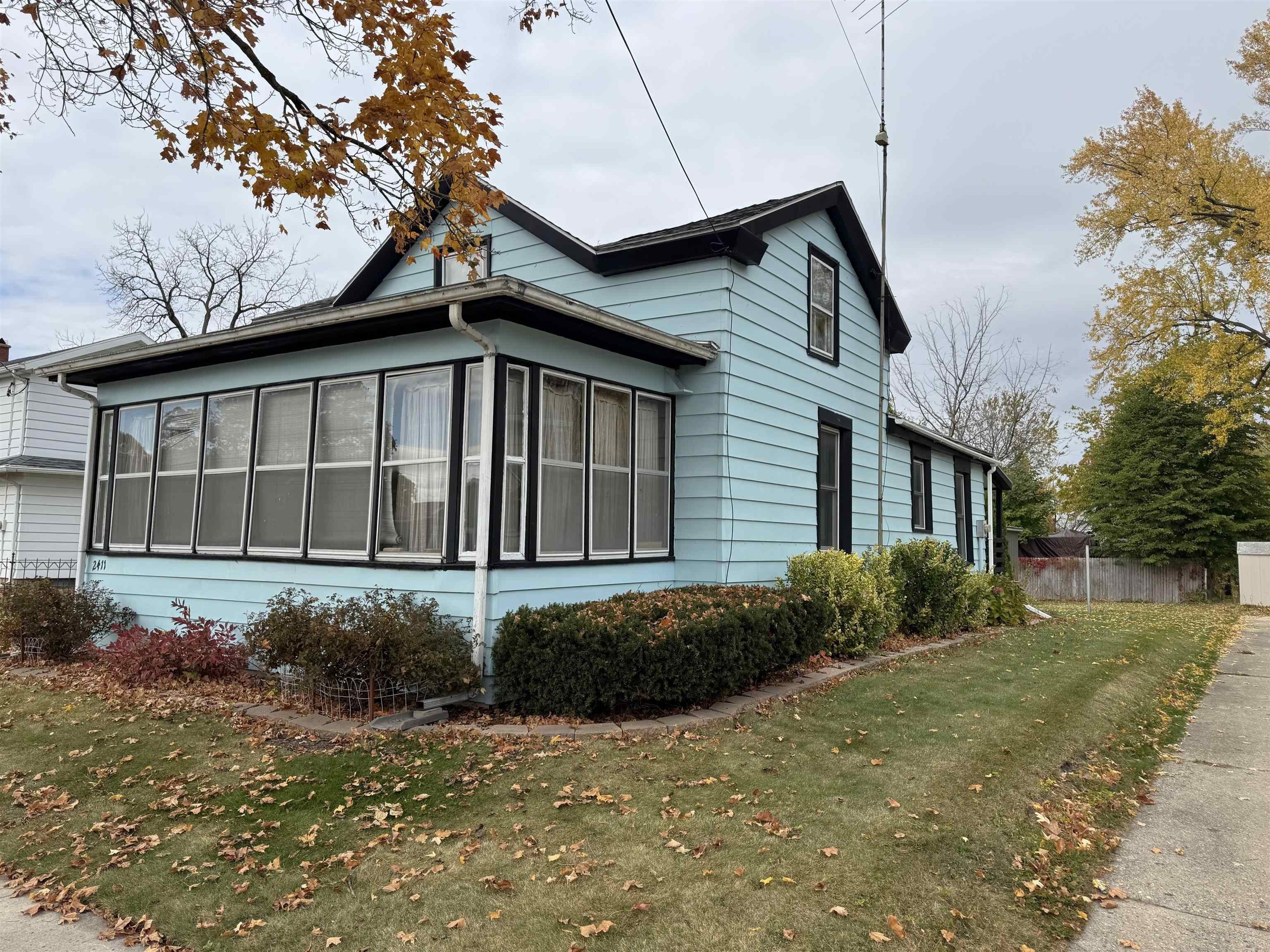 Single Family 3BR 1BA - 2411 11th Street, Monroe, WI