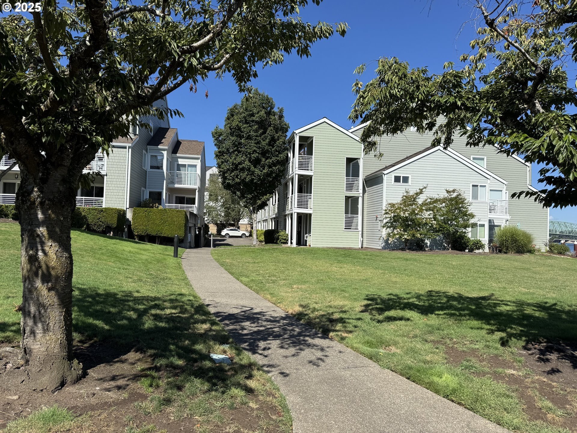 Condo 2BR 2BA - 311 N HAYDEN BAY Dr, Portland, OR