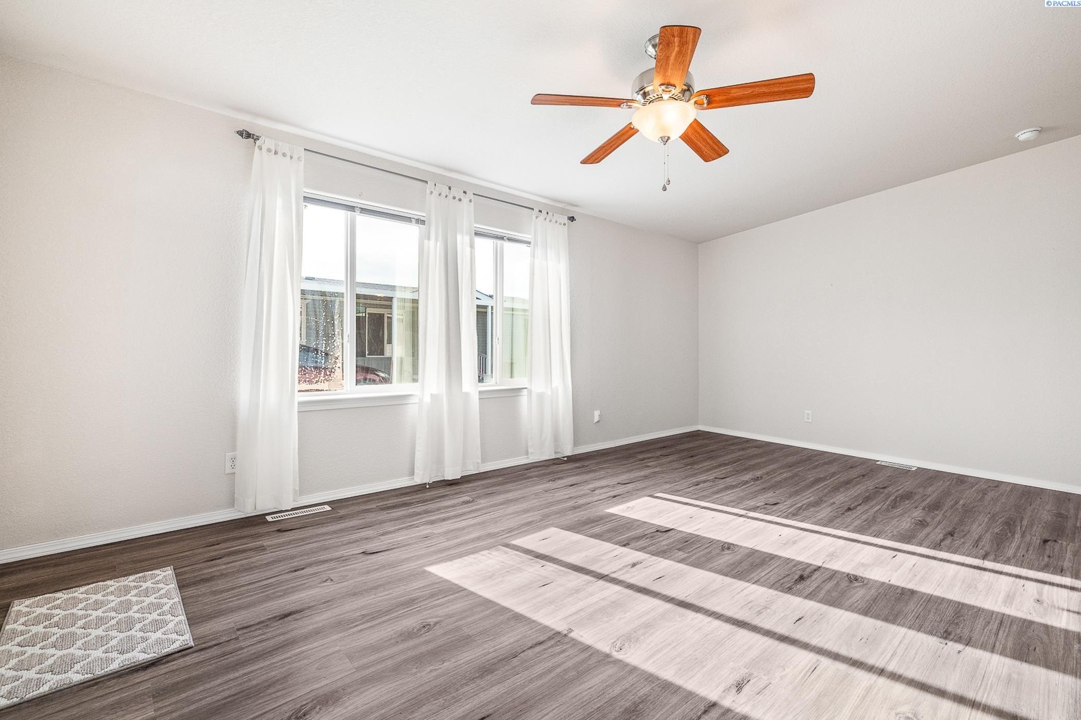 Other 3BR 2BA - 312 S Columbia Center Blvd. #51, Kennewick, WA
