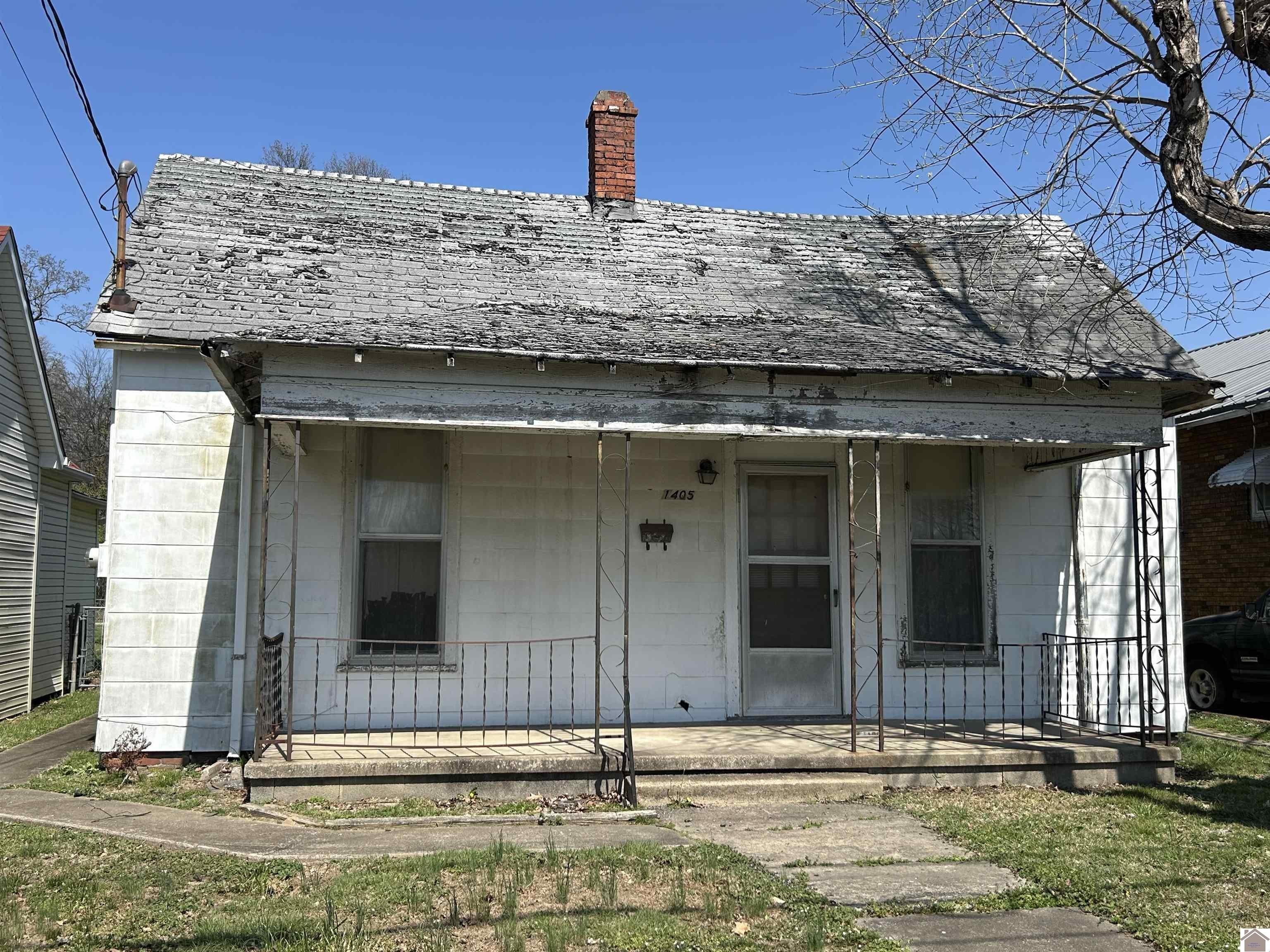 Single Family 2BR 1BA - 1405 North 12th Street, Paducah, KY