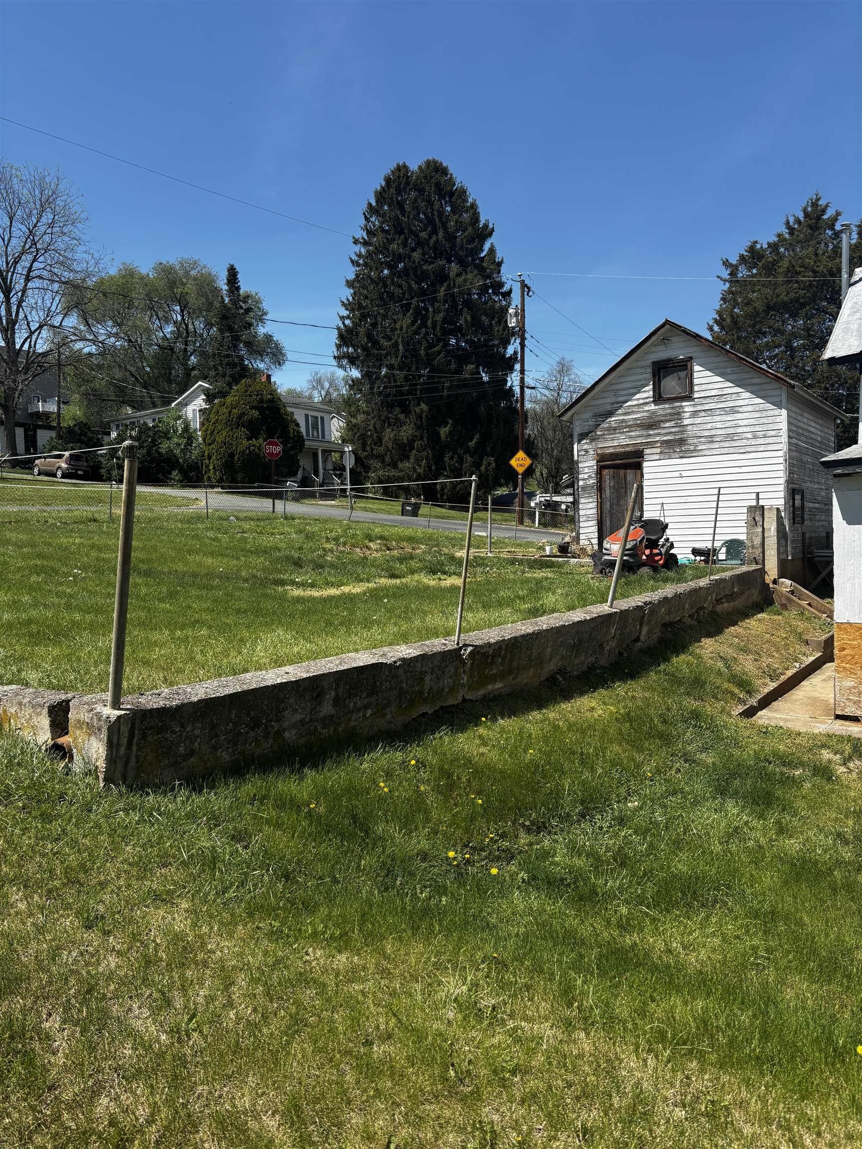 Single Family 3BR 1BA - 502 TANNEHILL ST, STAUNTON, VA
