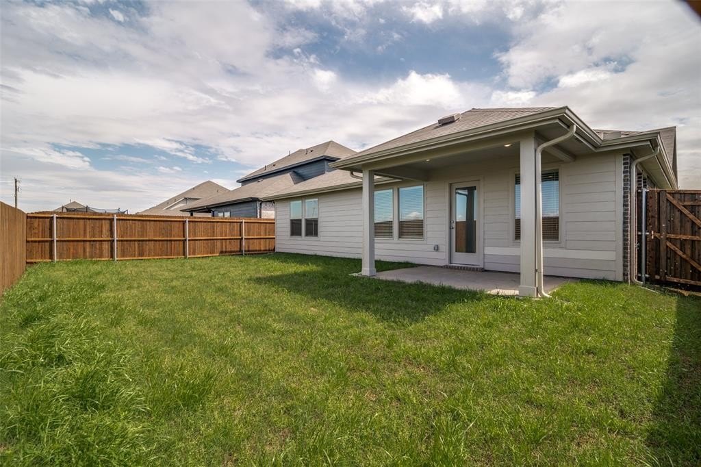 Single Family 3BR 3BA - 1371 Los Olmos Lane, Crandall, TX