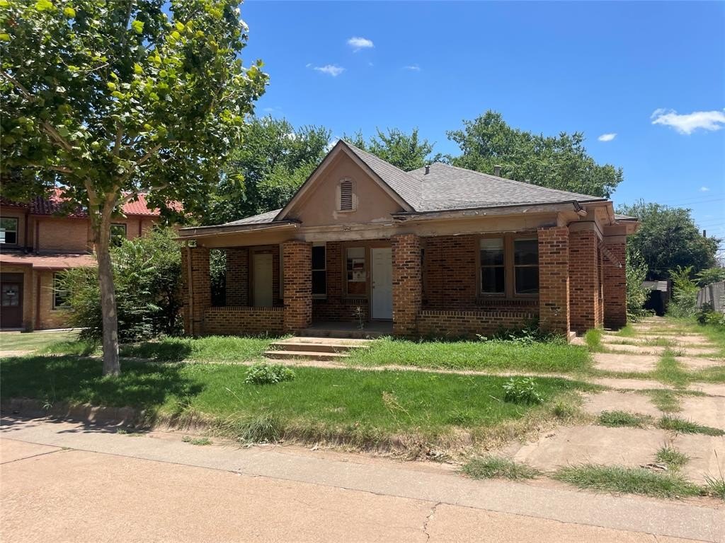 Duplex 3BR 3BA - 705 Warford Street, Wichita Falls, TX