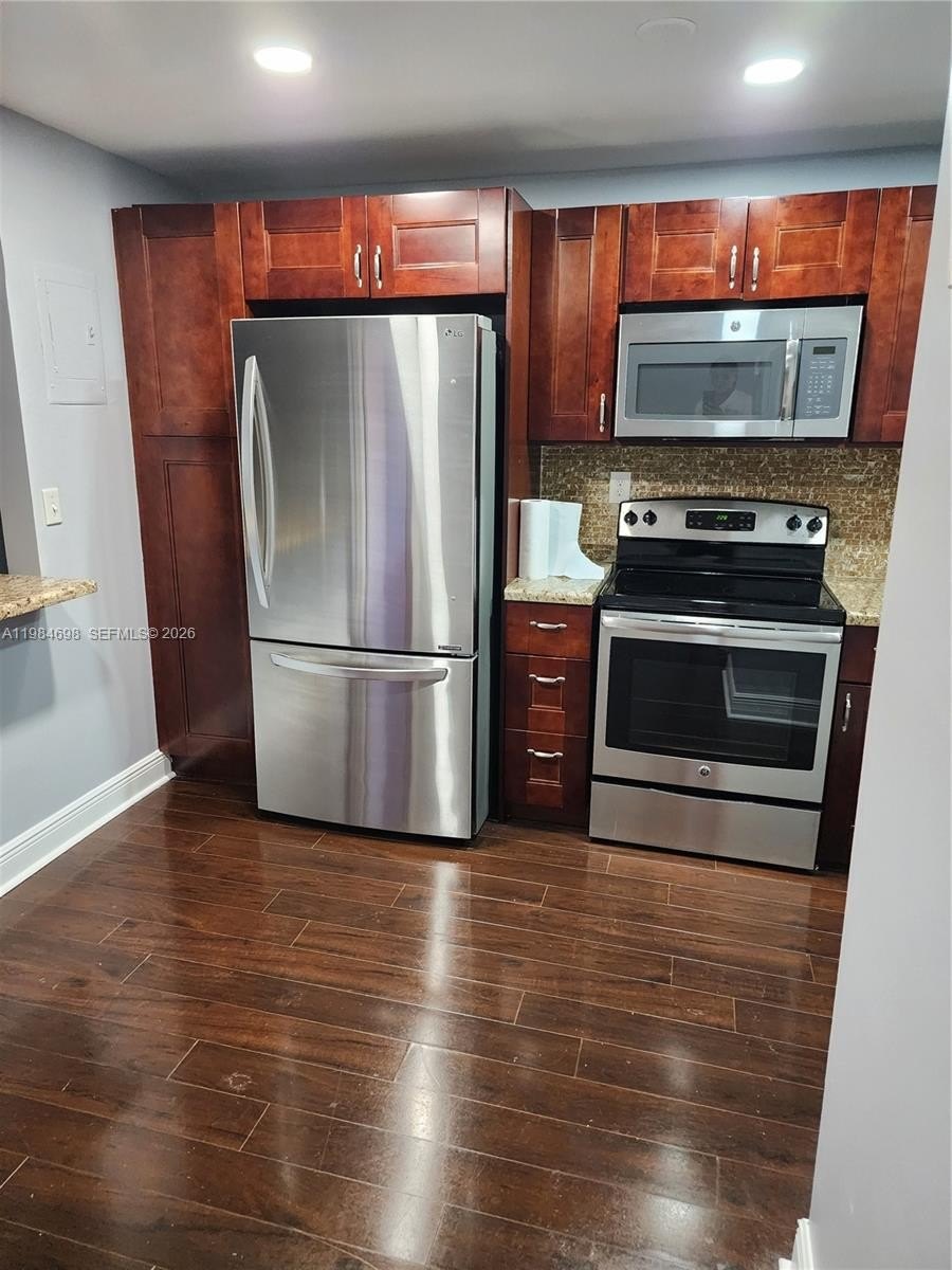Condo 2BR 2BA - 681 S Hollybrook Dr, Pembroke Pines, FL