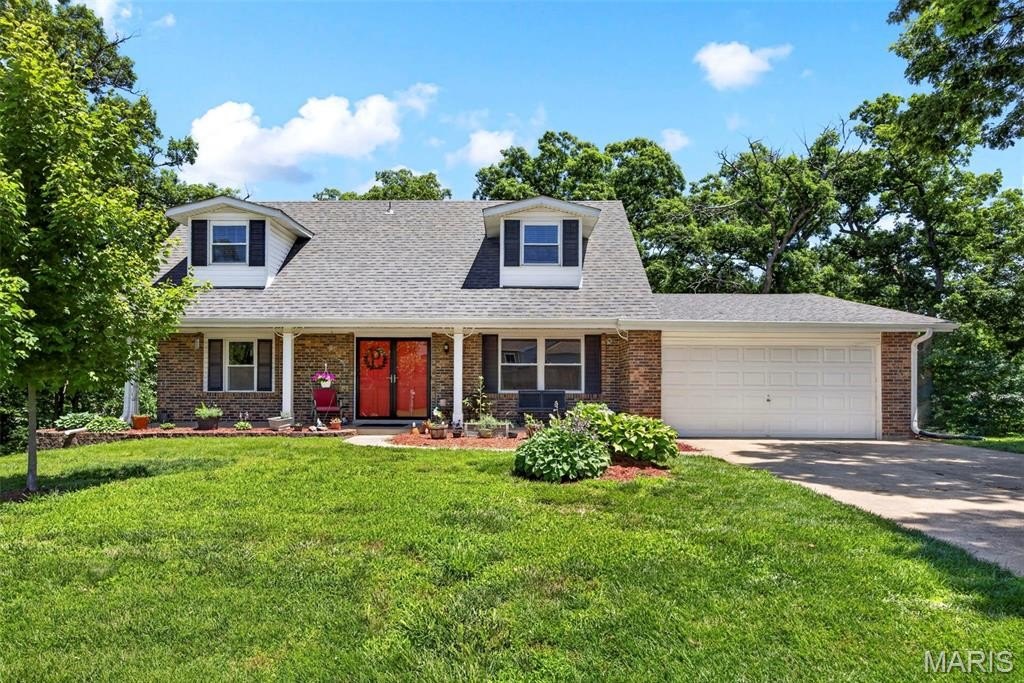 Single Family 3BR 2BA - 41 Spring Wood Drive, St Peters, MO