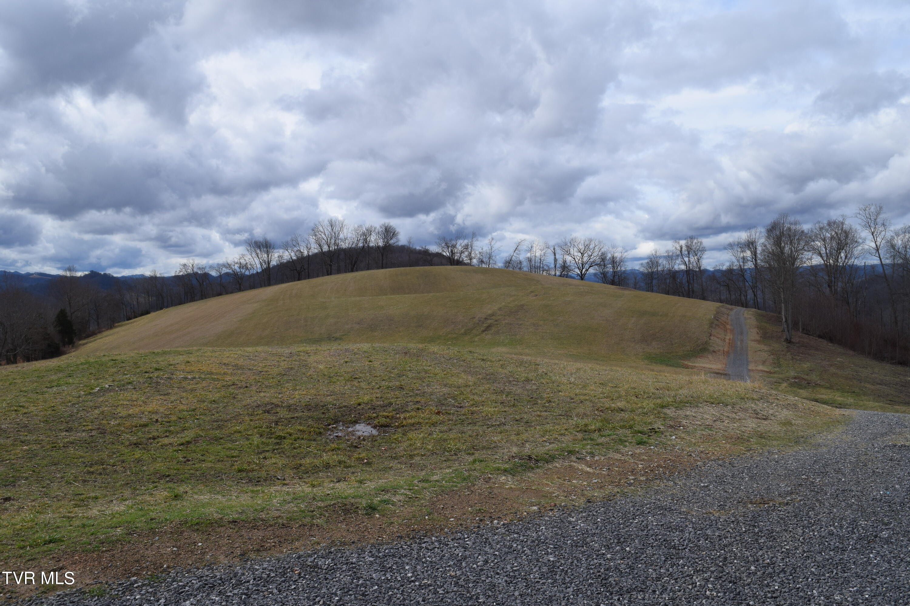27 33 Ac Big Spgs Rd  