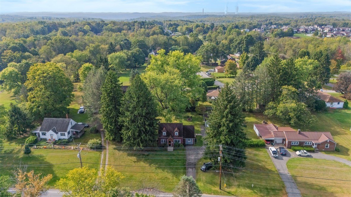 Single Family 3BR 3BA - 3855 Tuscarawas Rd, Brighton Twp, PA