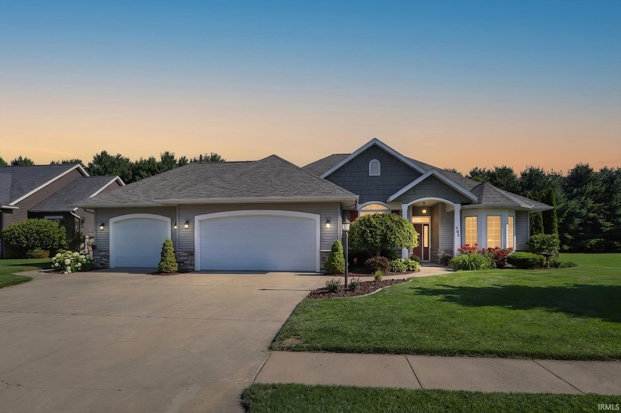 Single Family 4BR 3BA - 905 Deerstone Drive, Goshen, IN