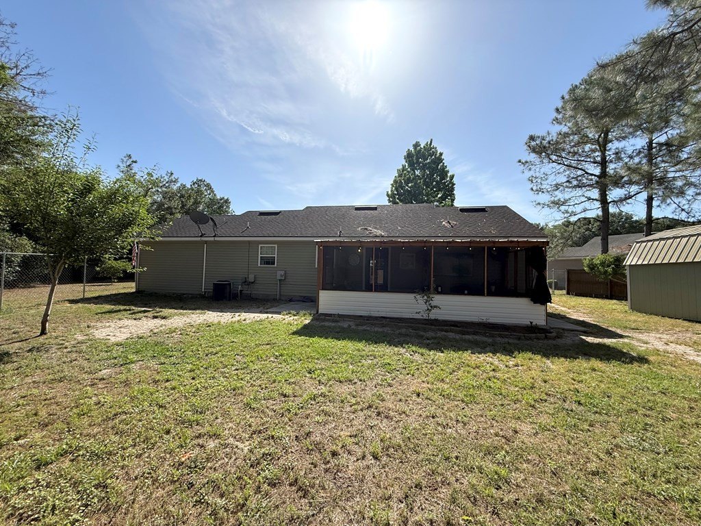 Single Family 3BR 2BA - 221 Goldenrod Circle, Adel, GA
