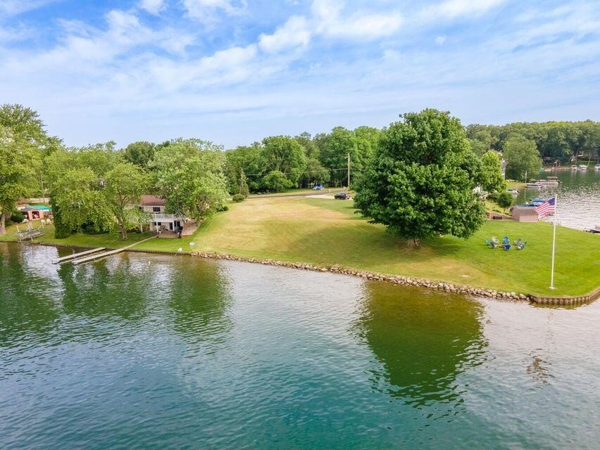 Single Family - 11139 Oakwood Drive, Jerome, MI