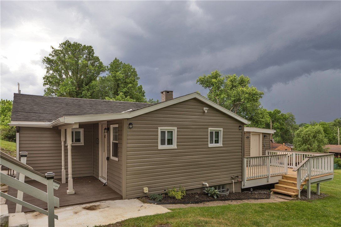 Single Family 2BR 2BA - 121 College Ave, Plum Boro, PA