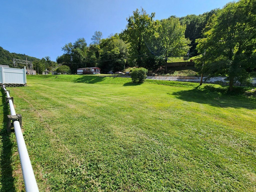 Other - 43774 ST HWY 194 E, Freeburn, KY