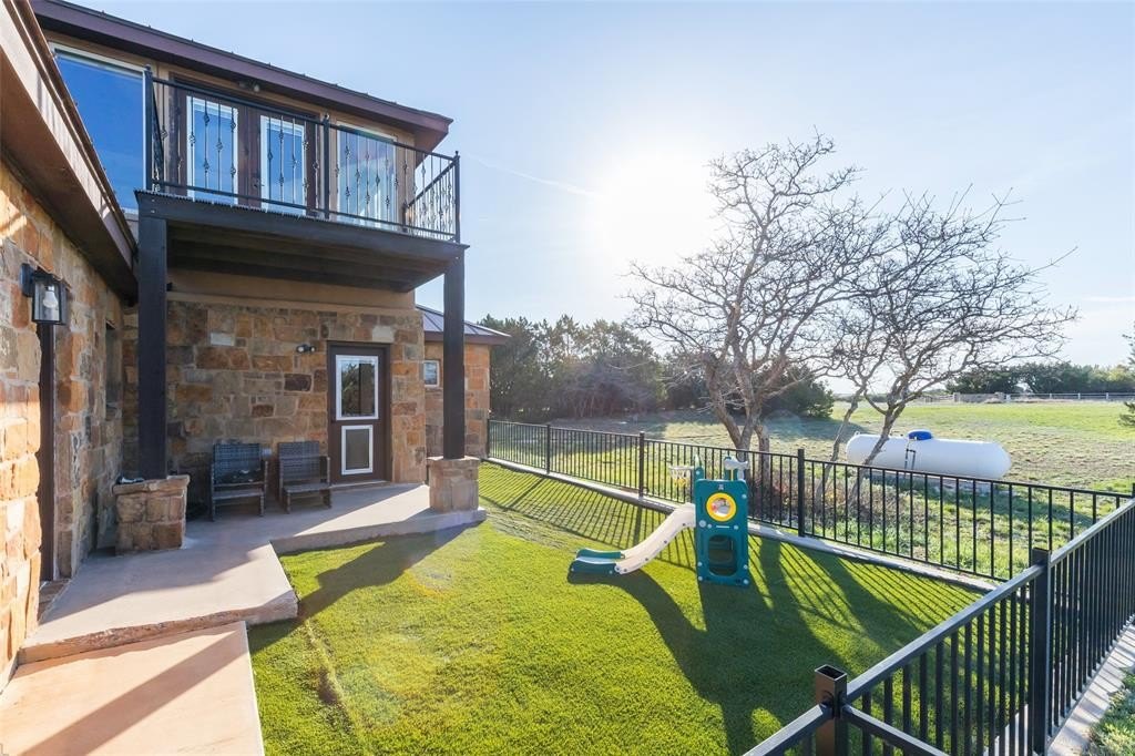 Single Family 5BR 5BA - 126 Phoenix Lane, Tuscola, TX