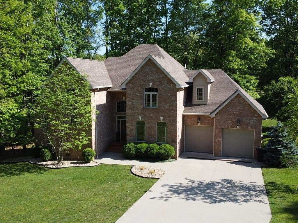 Single Family 4BR 3BA - 113 GLENHUE LANE, DANIELS, WV