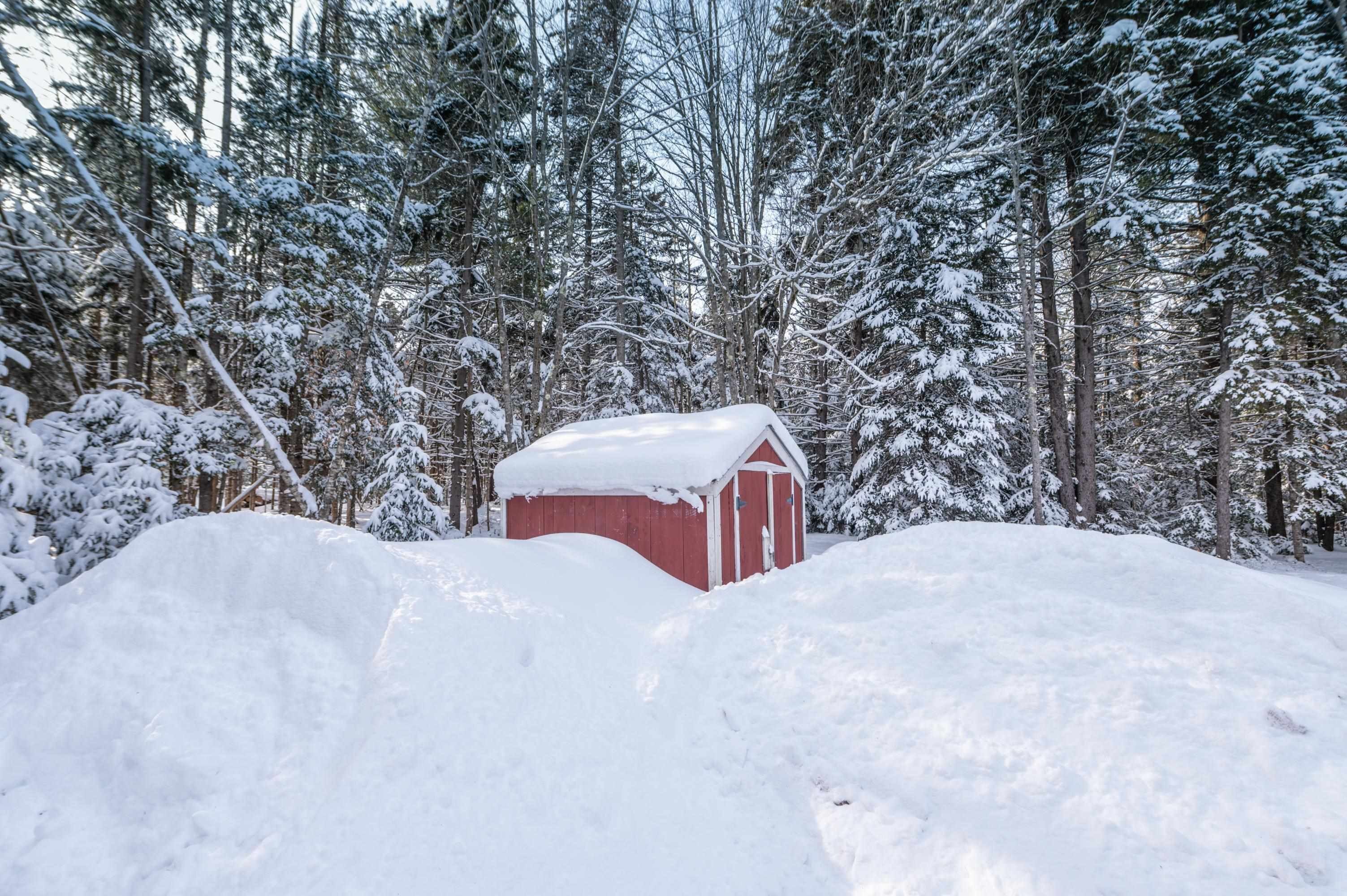Single Family 5BR 2BA - 48 Upper Highlands Loop, Dover, VT