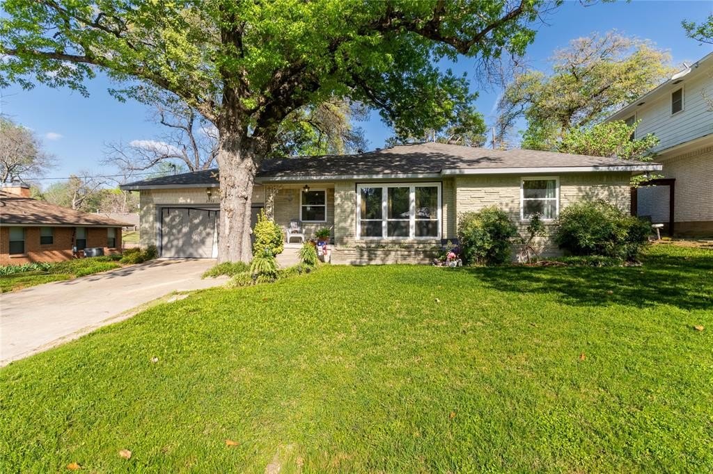 Single Family 3BR 2BA - 2422 Santa Cruz Drive, Dallas, TX
