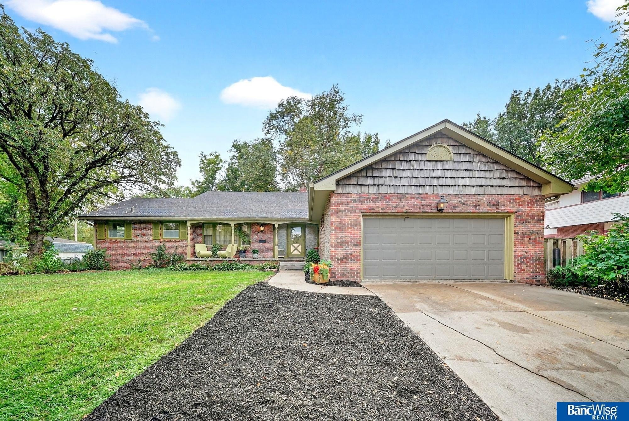 Single Family 3BR 3BA - 5815 Saint Paul Avenue, Lincoln, NE