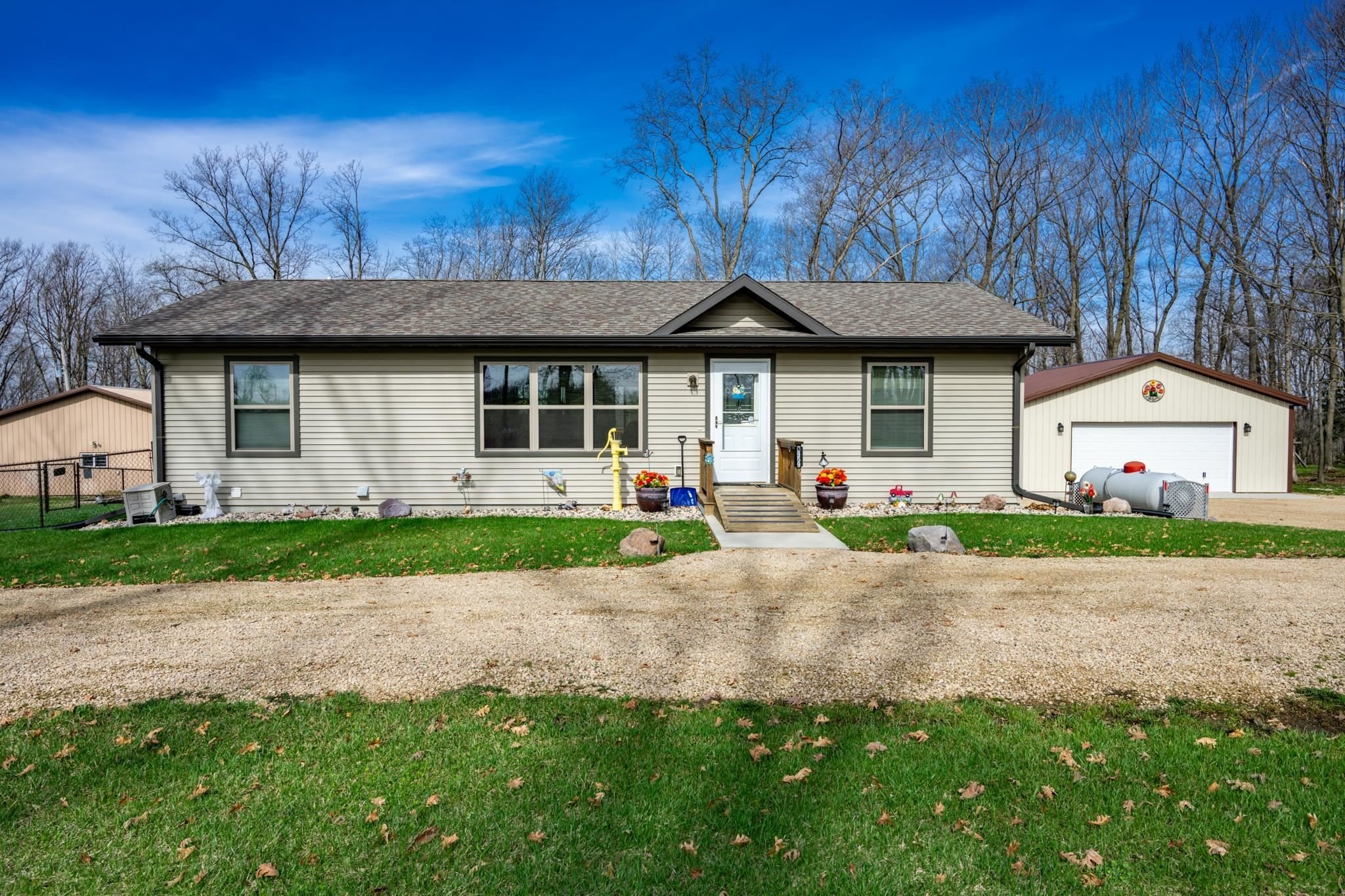 Single Family 3BR 3BA - N959 State Road 58, Mauston, WI